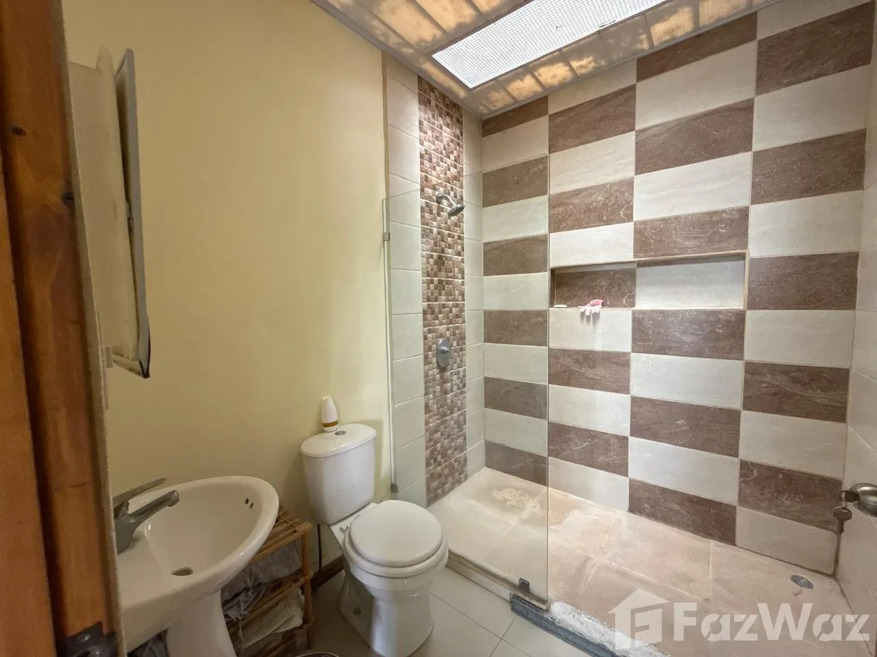 3 Bedroom House for Sale at San Pablo for $190,000 — photo 2
