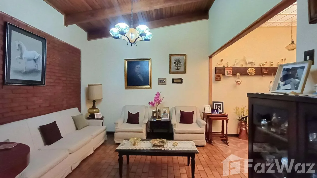 4 Bedroom House for Sale in Curridabat, San Jose for $241,000
