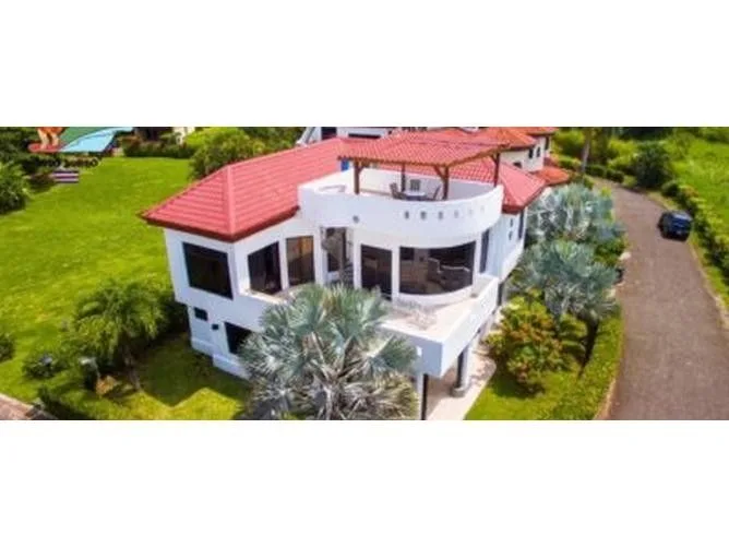 4 Bedroom House for Sale in Garabito, Puntarenas for $960,000