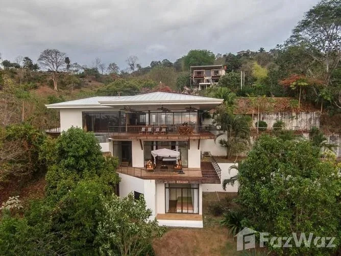 5 Bedroom House for Sale at Manuel Antonio for $989,500