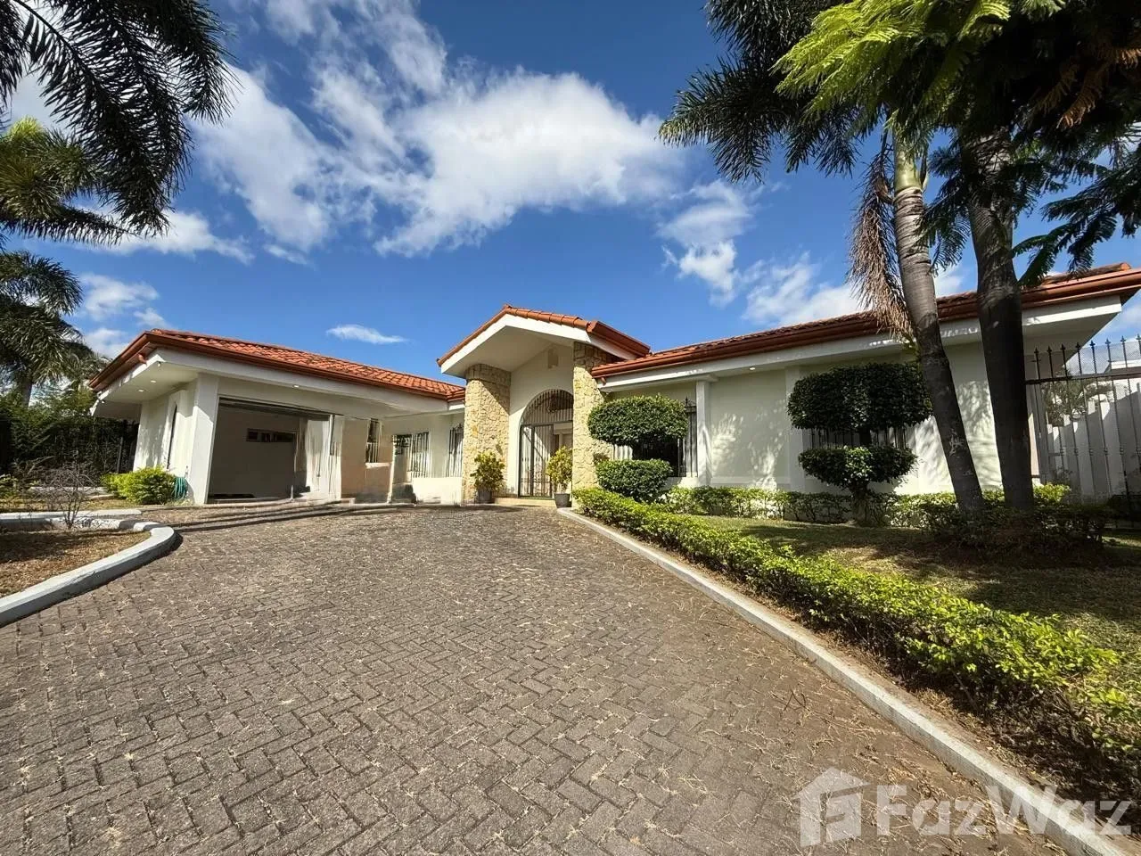 4 Bedroom House for Sale in Belen, Heredia for $675,000