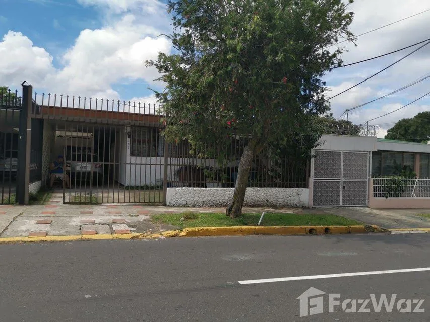 4 Bedroom House for Sale in San Jose, San Jose for $300,000