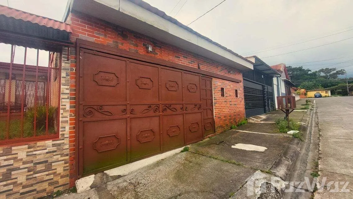 3 Bedroom House for Sale in Vasquez De Coronado, San Jose for $144,000