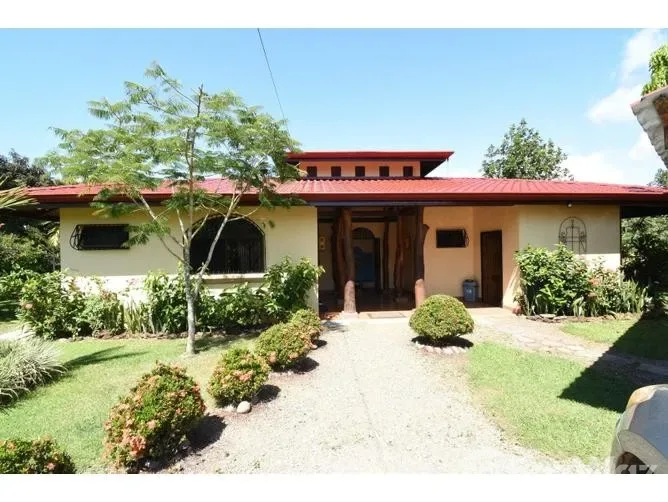 4 Bedroom House for Sale in Aguirre, Puntarenas for $369,000