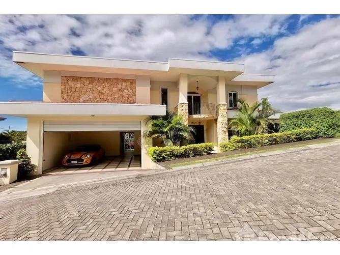 4 Bedroom House for Sale in Santa Ana, San Jose for $2,000