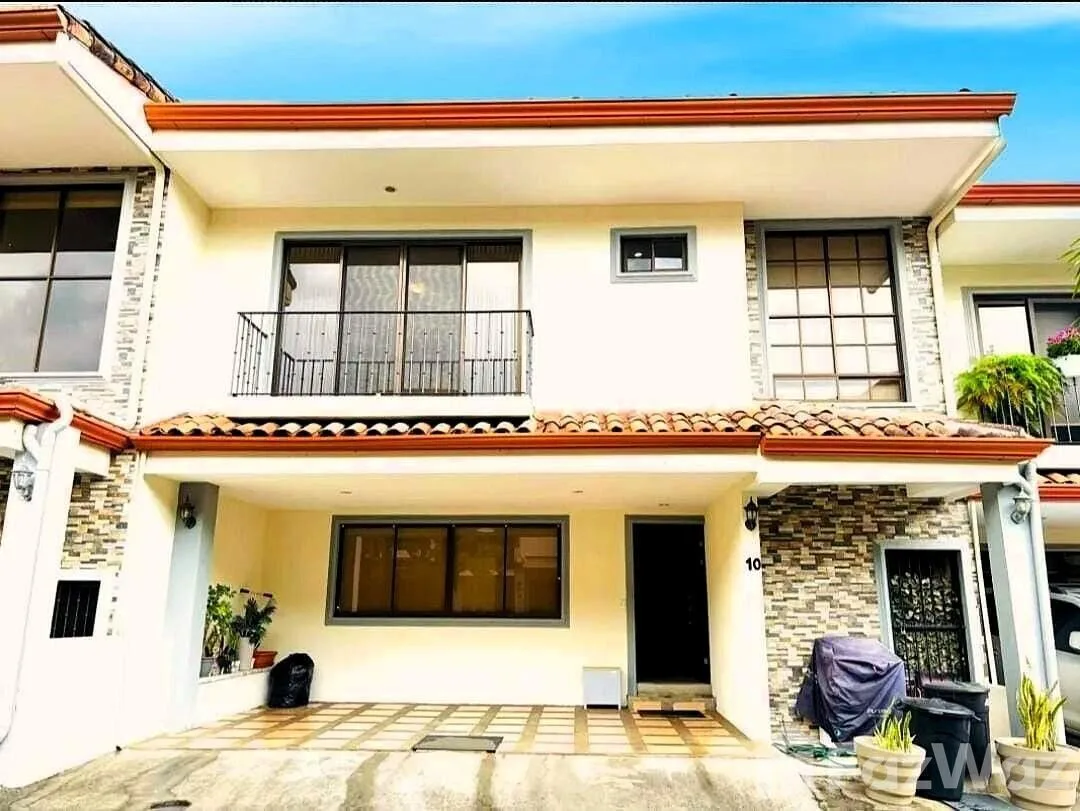 4 Bedroom House for Sale in Santa Ana, San Jose for $279,000