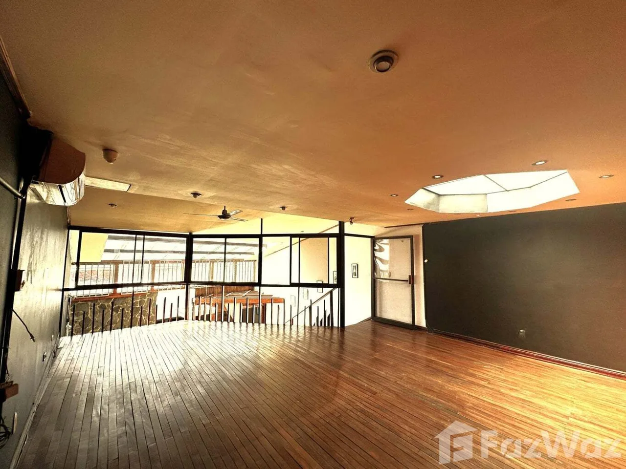 9 Bedroom House for Sale at Apartment For Rent in Santo Domingo for $349,000 — photo 5