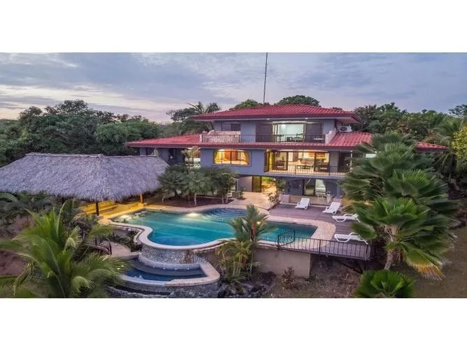 10 Bedroom Apartment for Sale at Jaco for $895,000