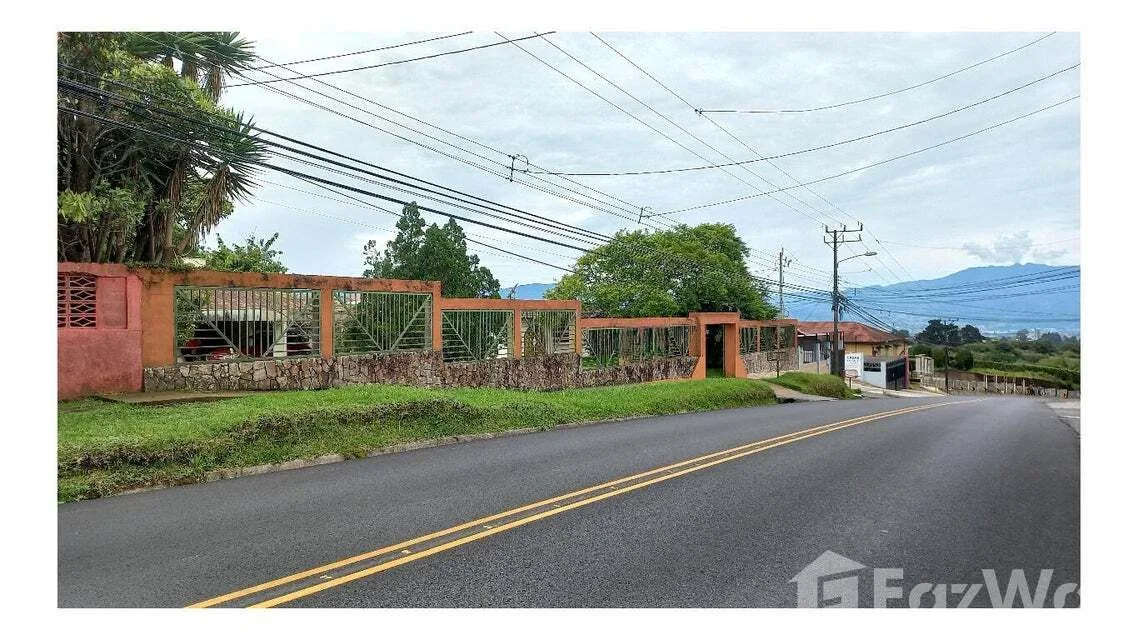 Land for Sale in Goicoechea, San Jose for $1,643,440 — photo 2