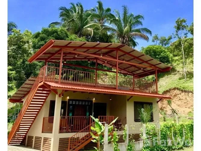 2 Bedroom House for Sale at Dominical for $249,000