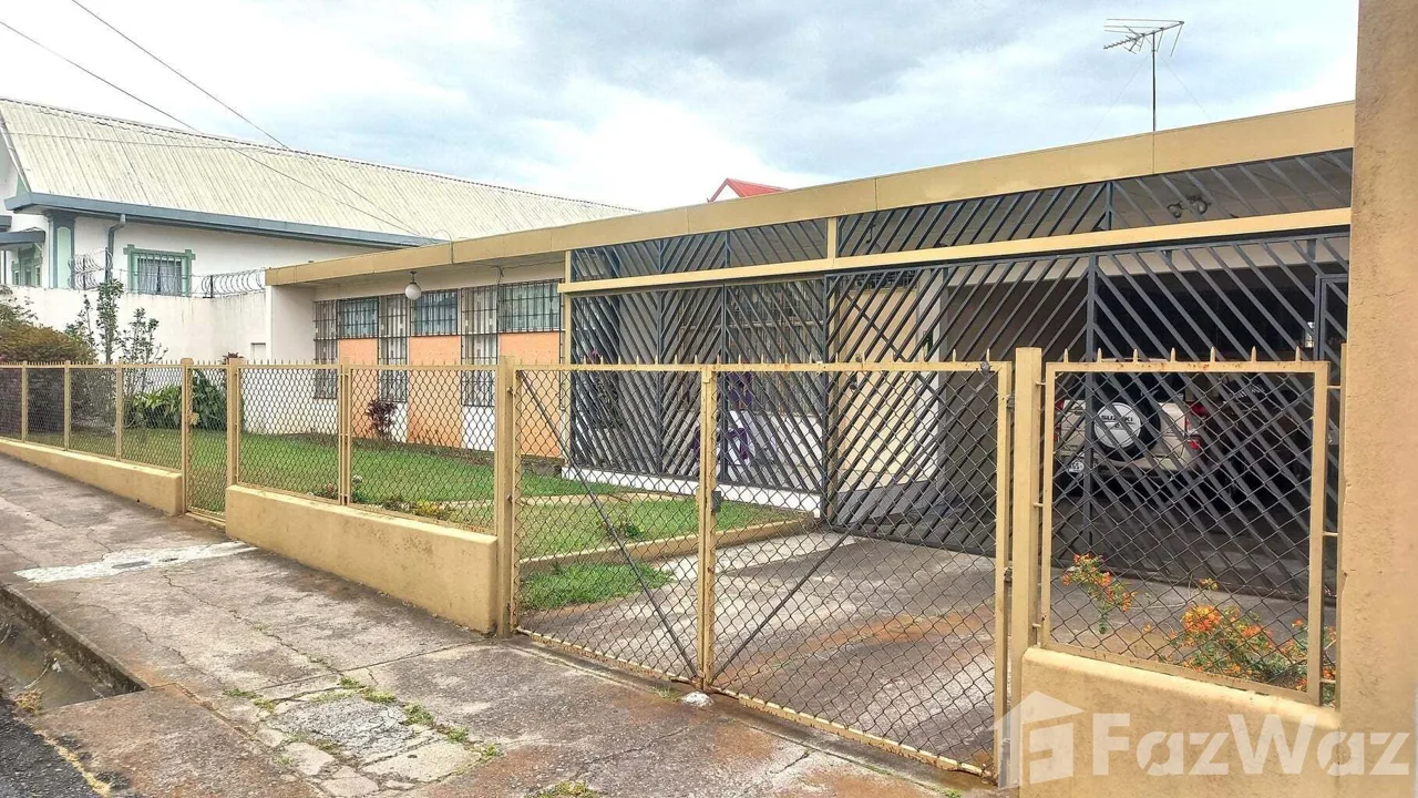 4 Bedroom House for Sale in Santo Domingo, Heredia for $710,000