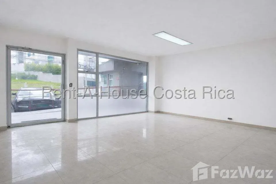 Retail space for Rent at Granadilla de Curridabat for $900/mo