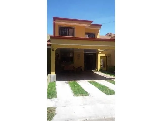 3 Bedroom House for Sale in El Guarco, Cartago for $155,000