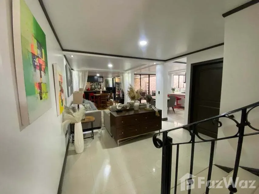 4 Bedroom House for Sale in Curridabat, San Jose for $310,000
