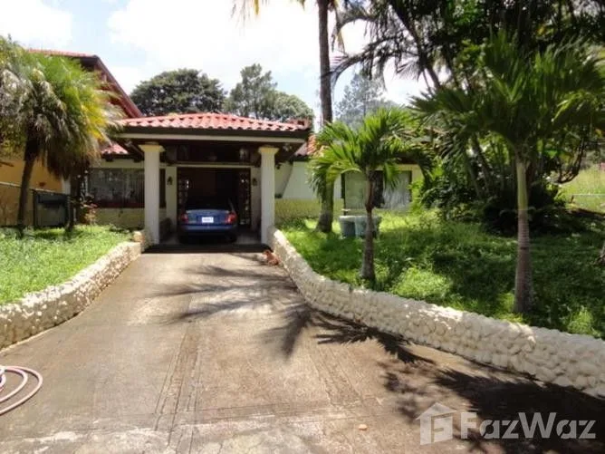 6 Bedroom House for Sale in Escazu, San Jose for $749,000