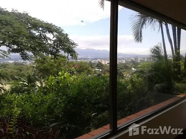 3 Bedroom House for Sale in Escazu, San Jose for $2,200