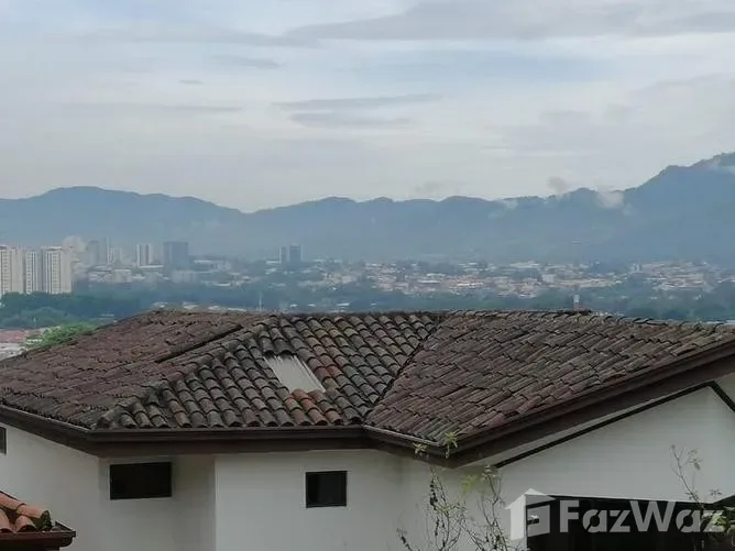 4 Bedroom House for Sale in Heredia, Heredia for $310,000
