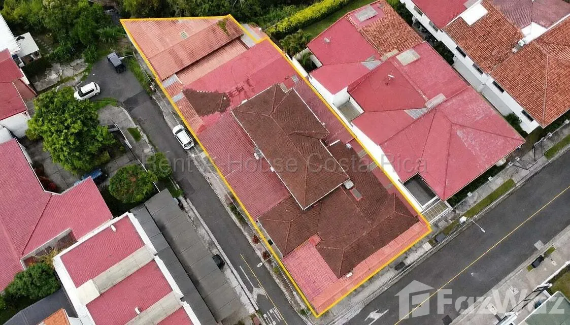 Retail space for Sale at Escazú San Rafael for $600,000