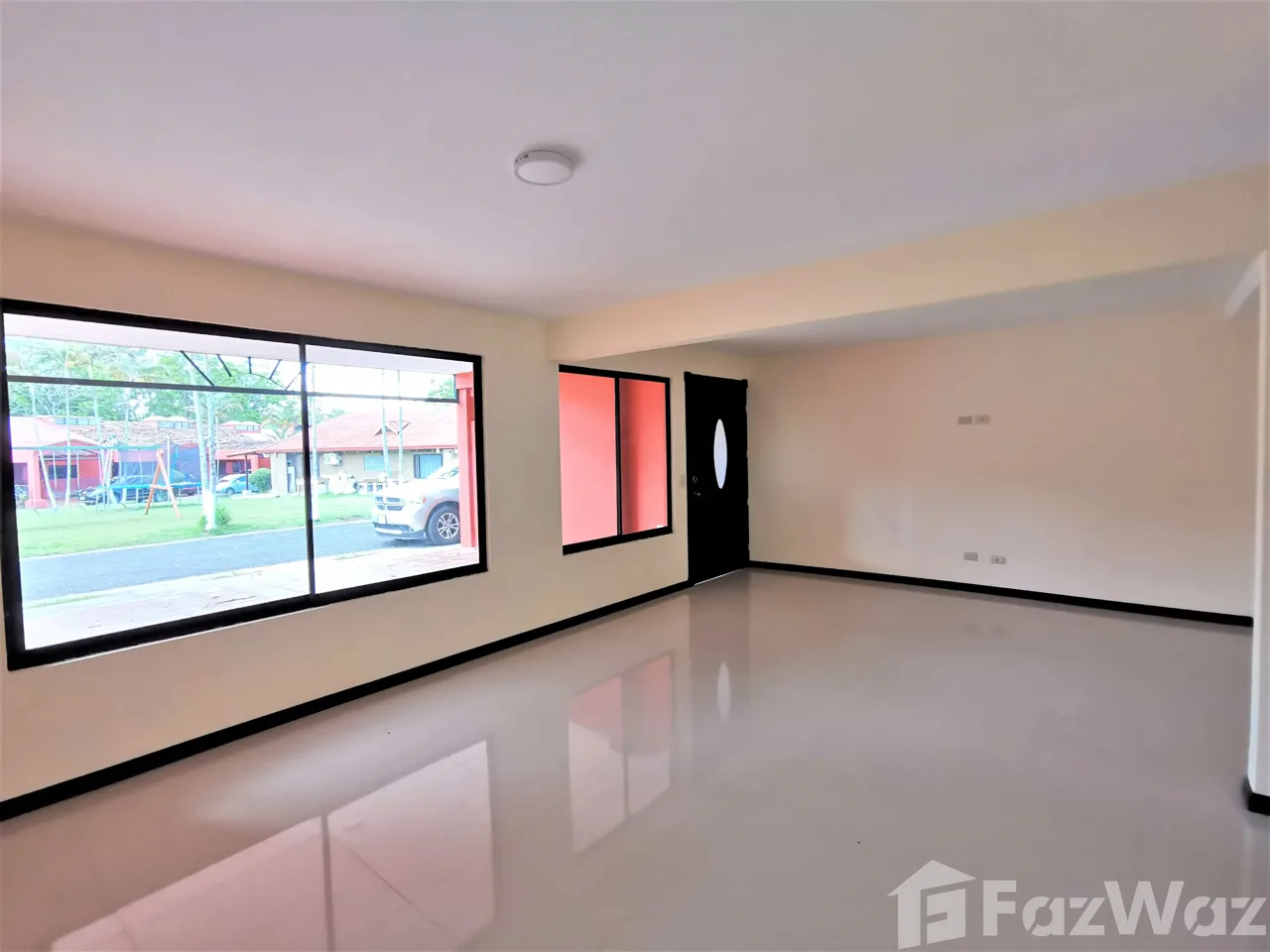 4 Bedroom House for Sale at Condominio Zona Rosa for $199,000 — photo 4