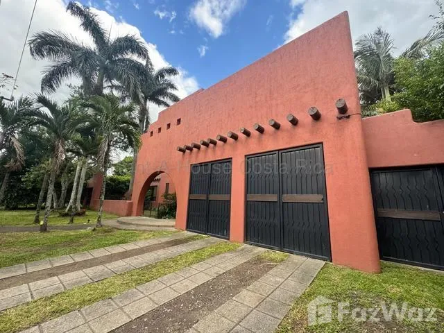5 Bedroom House for Sale at Pozos de Santa Ana for $900,000