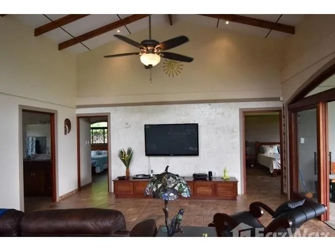 2 Bedroom House for Sale in Osa, Puntarenas for $534,900 — photo 4