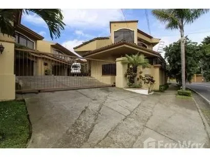 3 Bedroom House for Sale in Curridabat, San Jose for $190,000
