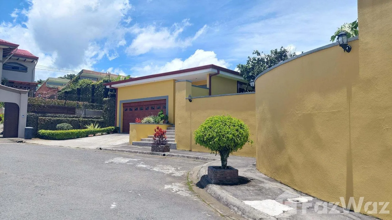 4 Bedroom House for Sale in Vasquez De Coronado, San Jose for $550,000