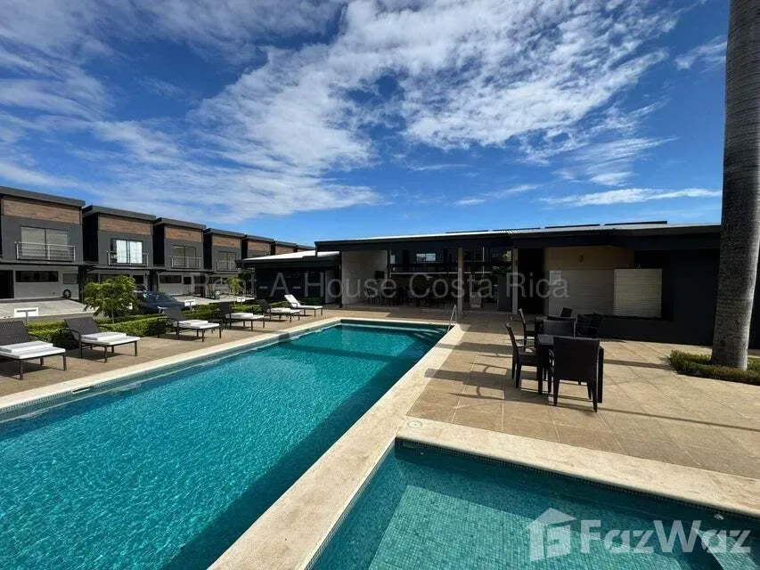 3 Bedroom Apartment for Sale at San Rafael for $175,000