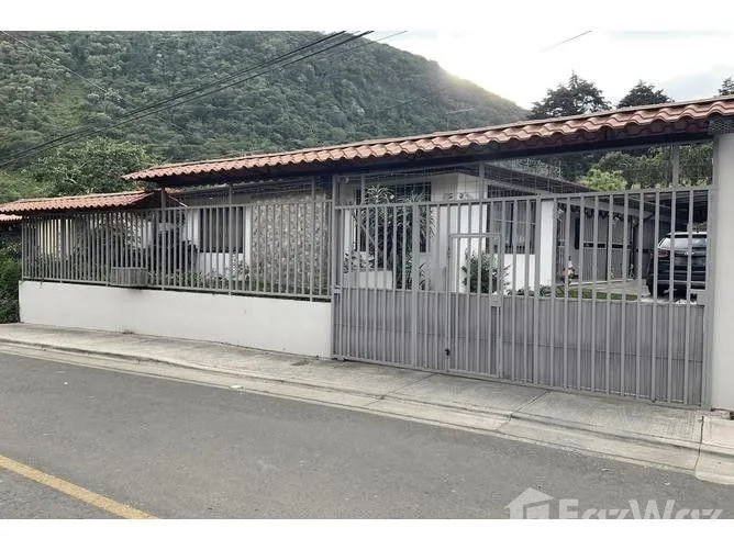 3 Bedroom House for Sale in Escazu, San Jose for $250,000