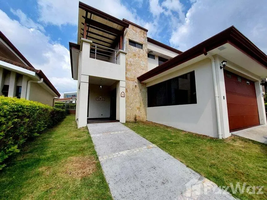 3 Bedroom House for Rent at Apartment For Sale in Ulloa for $2,300/mo