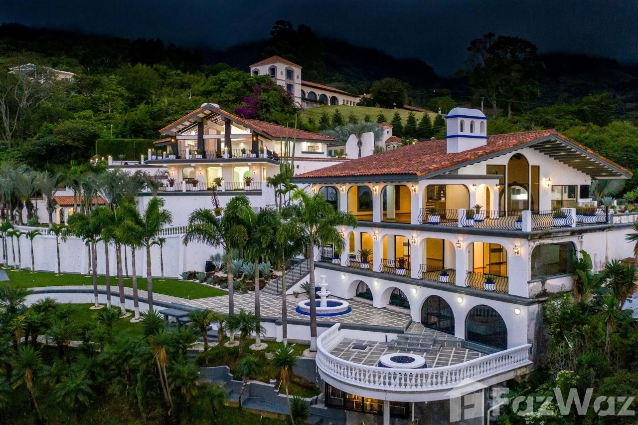 10 Bedroom Villa for Sale in Escazu, San Jose for $1,995,000