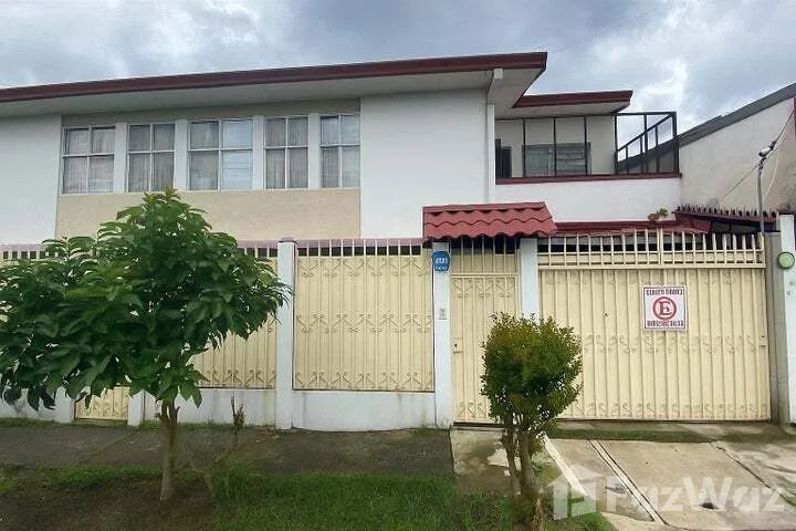6 Bedroom House for Sale at Zapote for $327,380