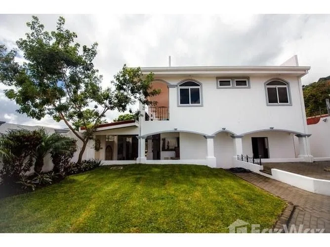 5 Bedroom House for Sale in Escazu, San Jose for $550,000