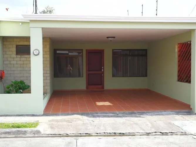 3 Bedroom House for Sale in La Union, Cartago for $120,000