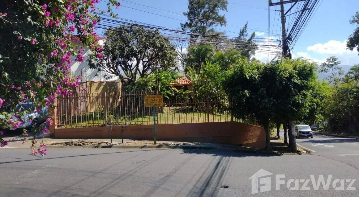 5 Bedroom House for Sale in Belen, Heredia for $500,000