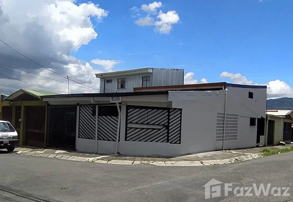 3 Bedroom House for Sale in Desamparados, San Jose for $153,000