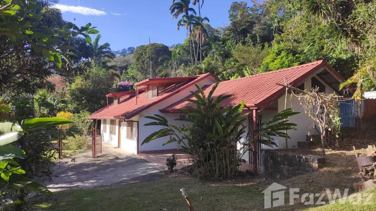 6 Bedroom House for Sale in Atenas, Alajuela for $183,000