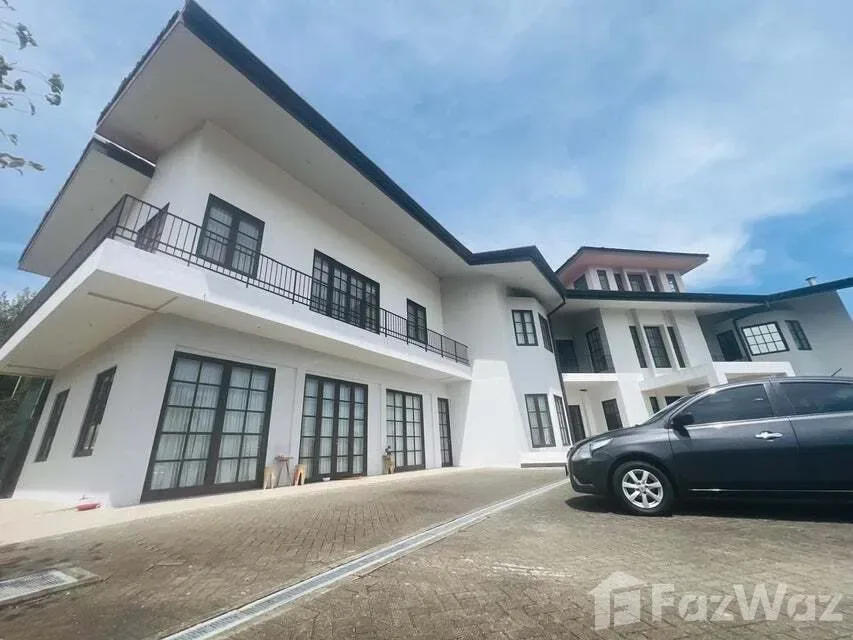 2 Bedroom Apartment for Sale at Santa Ana for $133,000