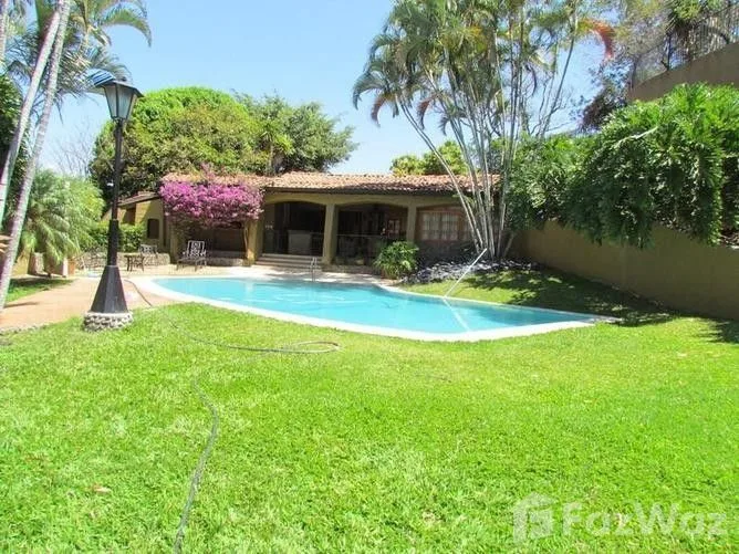 6 Bedroom House for Sale at Escazú for $1,100,000