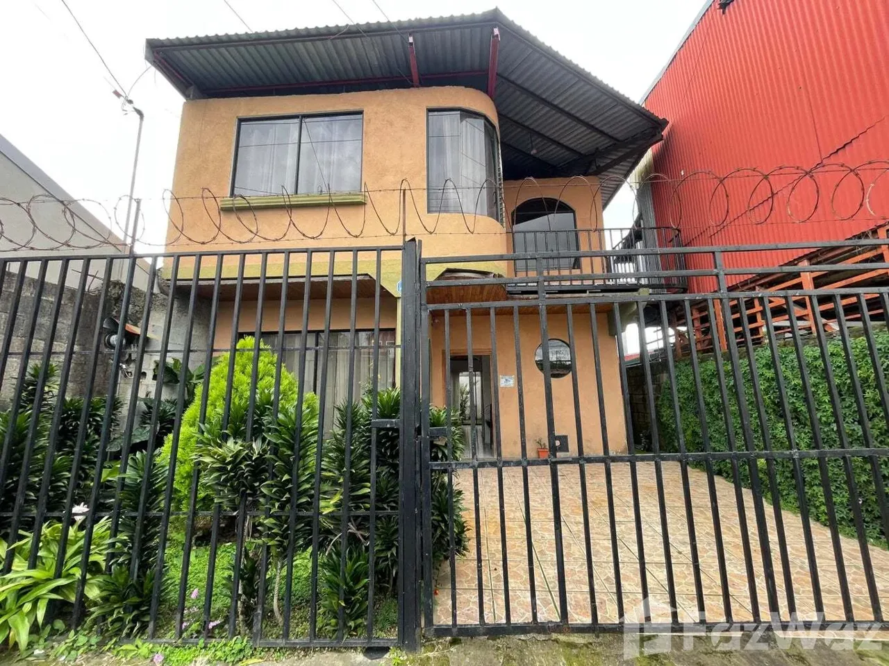 3 Bedroom House for Sale in Goicoechea, San Jose for $156,556