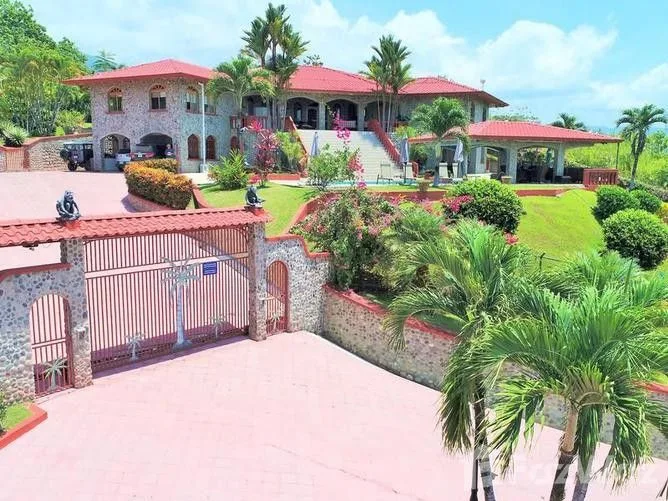 10 Bedroom House for Sale at Ojochal for $1,695,000