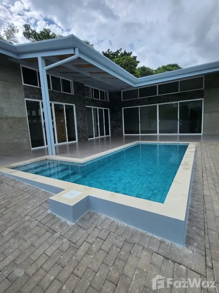 4 Bedroom House for Sale in Atenas, Alajuela for $375,000