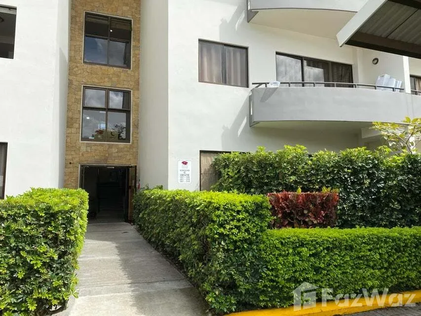 3 Bedroom Apartment for Rent at Santa Ana for $1,450/mo
