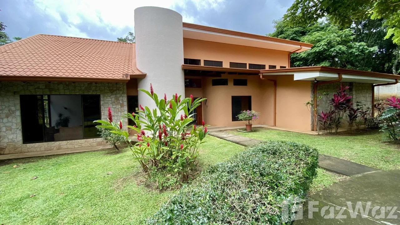 5 Bedroom House for Sale at Alajuela for $450,000