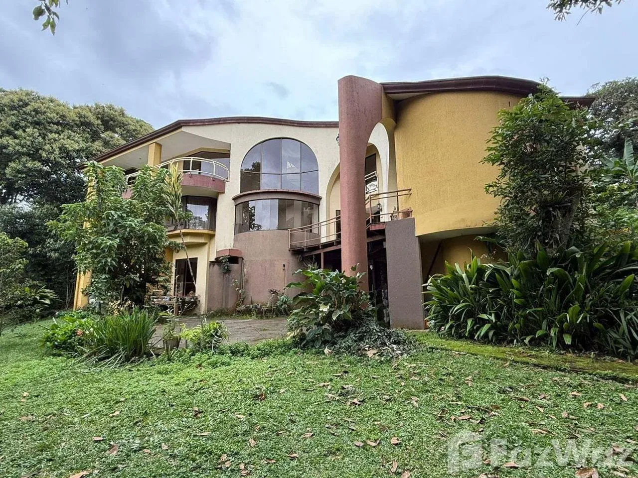 7 Bedroom House for Sale in La Union, Cartago for $580,000