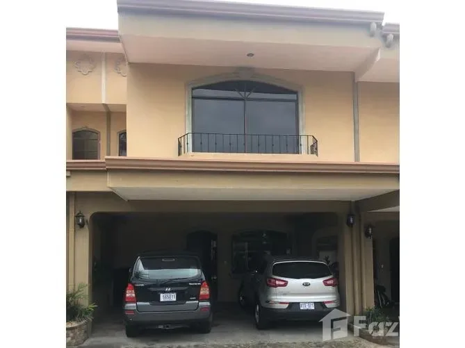 3 Bedroom Apartment for Sale at Santa Ana for $190,000
