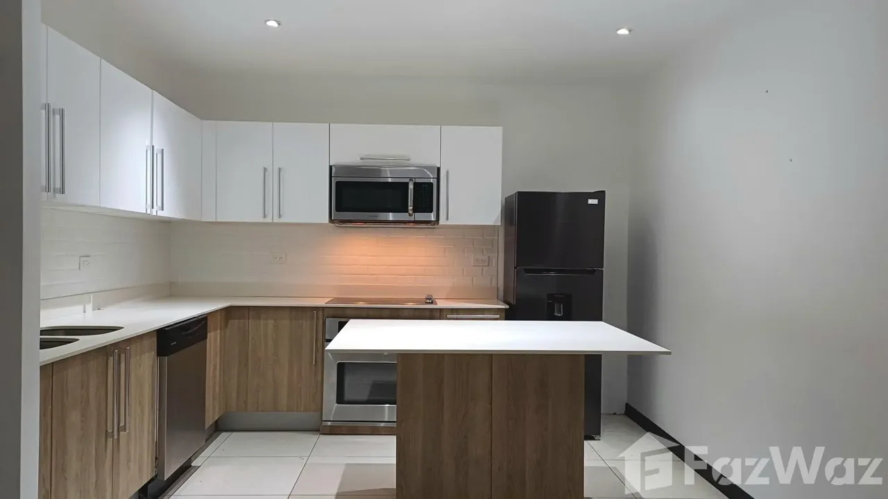 2 Bedroom Apartment for Rent at Curridabat for $1,300/mo