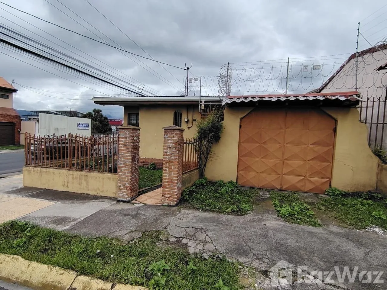 3 Bedroom House for Sale at Condominium For Sale in Cartago for $187,000