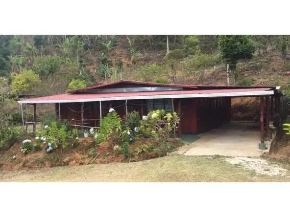 3 Bedroom House for Sale in Dota, San Jose for $200,000