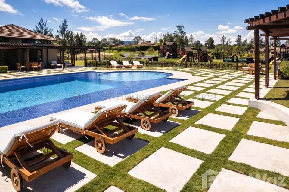 3 Bedroom House for Sale at Curridabat for $1,790,000